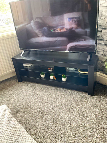 Black wood stand - black,